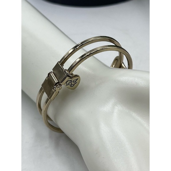 Betsey Johnson Pink Crystals Trunk Up Good Luck Elephant Bangle Hinged  Bracelet - Picture 6 of 13